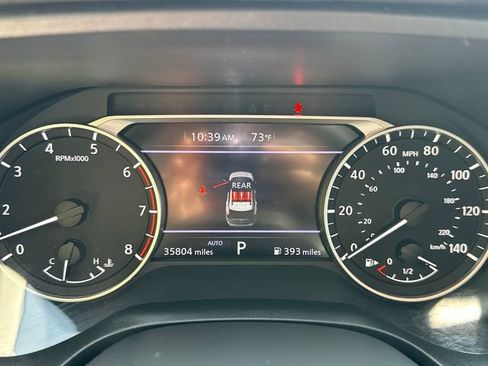 Used 2025 Nissan Rogue SV AWD/4WD image 25