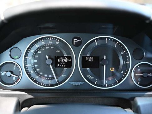 Used 2009 Aston Martin DBS Coupe RWD image 11