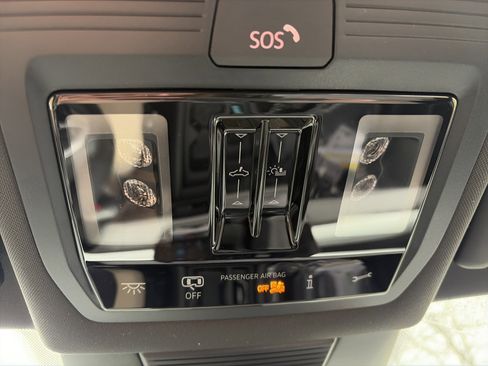 New 2026 Volkswagen Tiguan SE R-Line image 37