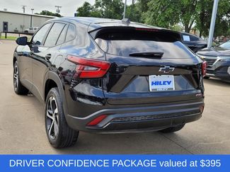 Used 2025 Chevrolet Trax RS w/ Driver Confidence Package FWD video 3