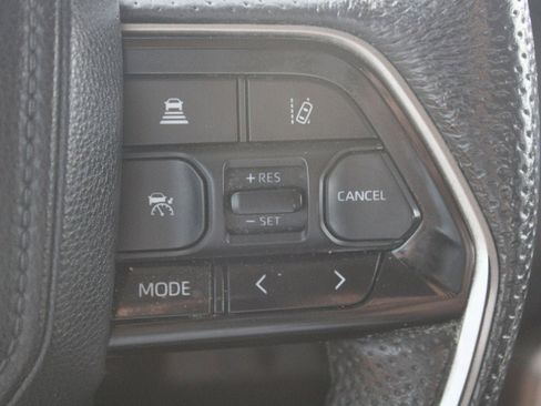 Used 2022 Toyota Tundra Limited w/ TRD Off-Road Package image 9