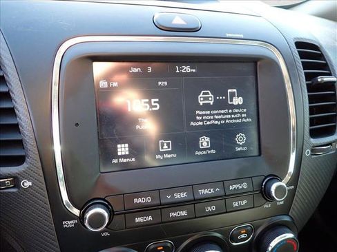 Used 2017 Kia Forte S image 19