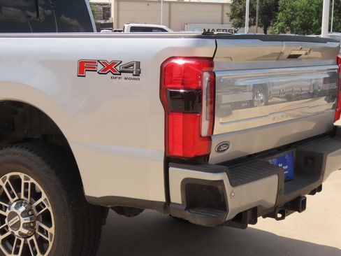 Certified 2024 Ford F250 Limited w/ FX4 Off-Road Package AWD/4WD image 13