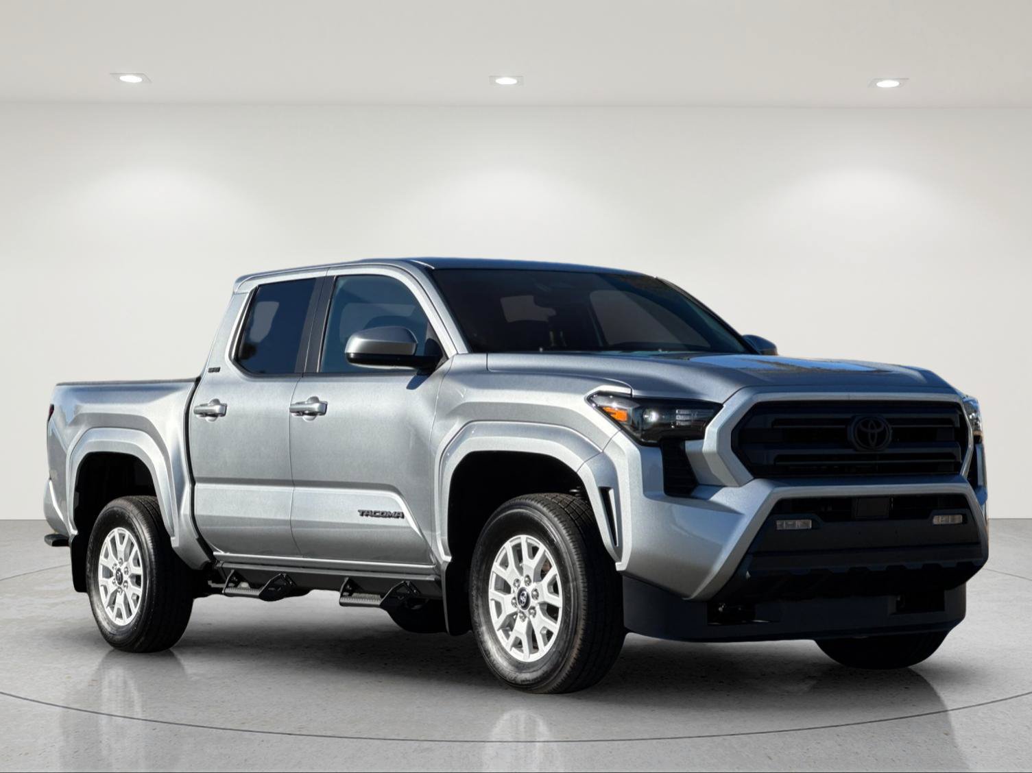 Used 2026 Toyota Tacoma SR5 AWD/4WD image 8