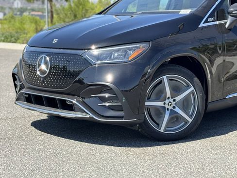 New 2026 Mercedes-Benz EQE 320 4MATIC SUV image 3