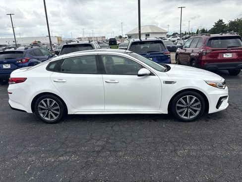 Used 2020 Kia Optima Premium FWD image 2