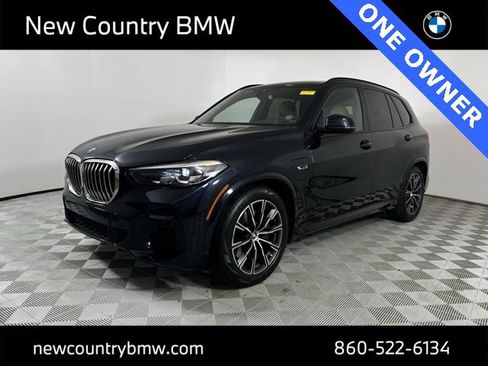 Used 2023 BMW X5 xDrive45e w/ M Sport Package image 3