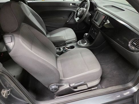 Used 2013 Volkswagen Beetle 2.5 FWD image 16