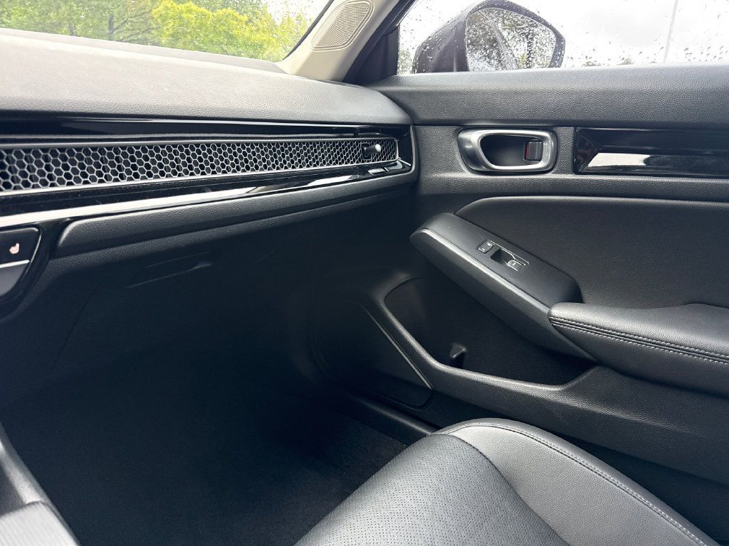 Certified 2024 Honda Civic EX-L image 18