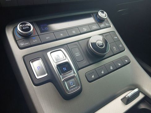 Used 2024 Hyundai Palisade SEL FWD image 22