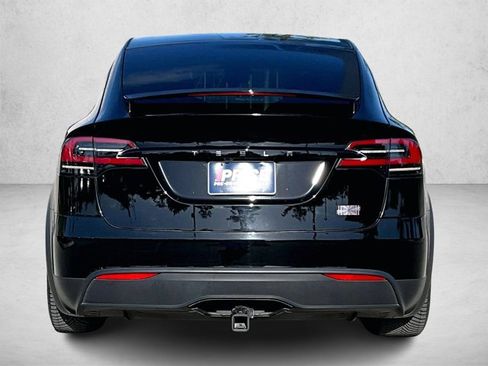 Used 2023 Tesla Model X Plaid image 4