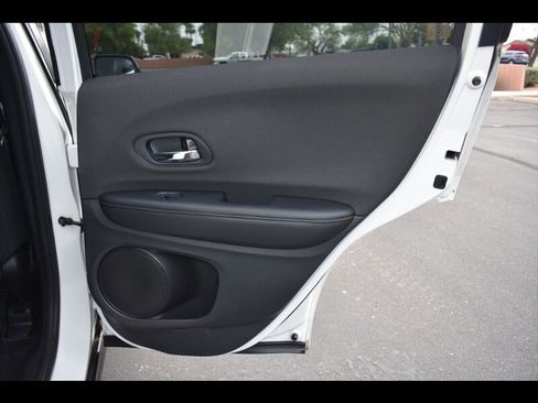 Used 2021 Honda HR-V Sport image 28