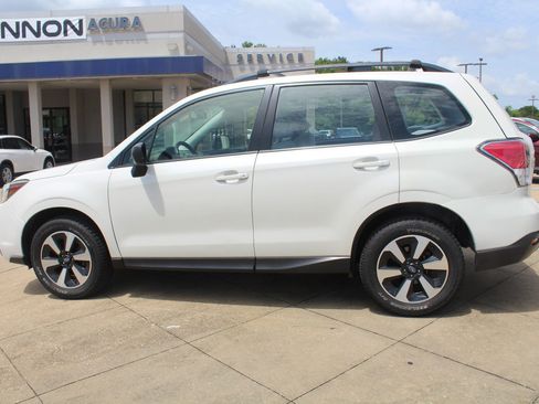 Used 2017 Subaru Forester 2.5i w/ Alloy Wheel Package AWD/4WD image 7