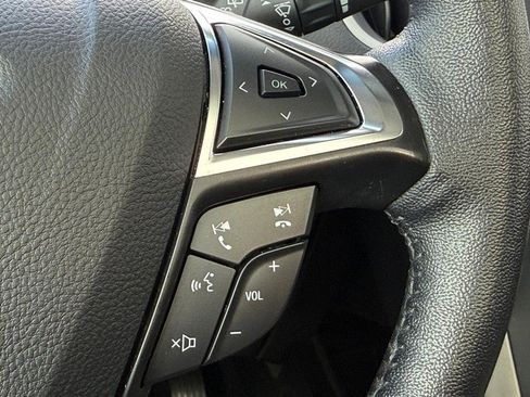 Certified 2024 Ford Edge SEL w/ Convenience Package image 15