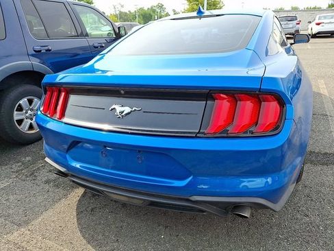 Used 2021 Ford Mustang Coupe RWD image 6