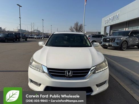 Used 2015 Honda Accord EX-L image 2