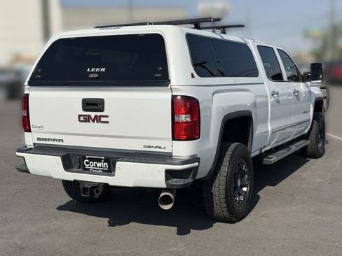 Used 2019 GMC Sierra 2500 Denali w/ Duramax Plus Package AWD/4WD image 12