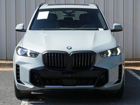 Used 2024 BMW X5 sDrive40i w/ M Sport Package RWD image 53