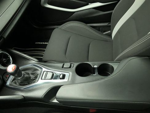 Used 2021 Chevrolet Camaro SS image 16