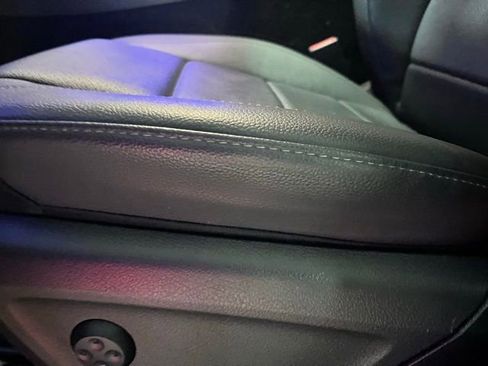 Used 2024 Mercedes-Benz GLE 350 4MATIC image 23