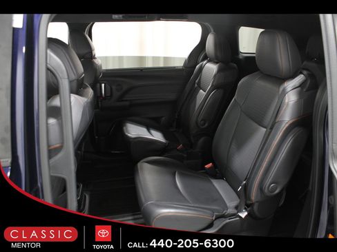 Certified 2021 Toyota Sienna XSE image 22