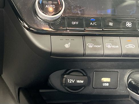 Used 2023 Hyundai Elantra SEL w/ Convenience Package FWD image 20