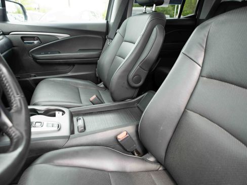 Certified 2023 Honda Ridgeline RTL image 10