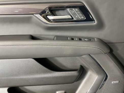 New 2026 GMC Yukon Elevation w/ LPO, Floor Liner Package image 21