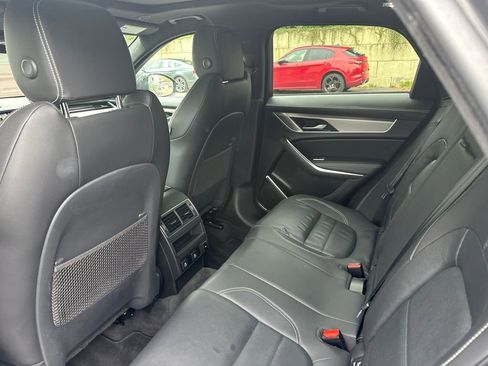 Used 2025 Jaguar F-PACE R-Dynamic S AWD/4WD image 13