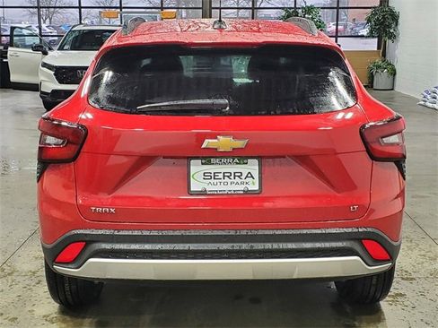 New 2026 Chevrolet Trax LT w/ Driver Confidence Package image 5