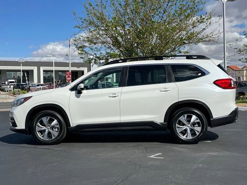 Certified 2022 Subaru Ascent Premium w/ Convenience Package AWD/4WD image 7
