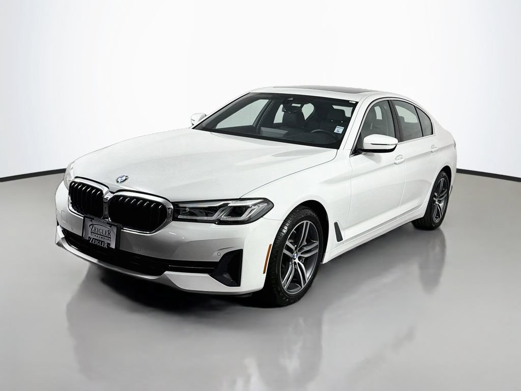 Used 2023 BMW 530i xDrive w/ Premium Package AWD/4WD image 3