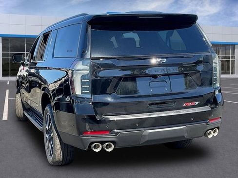 New 2026 Chevrolet Suburban RST w/ Comfort Package AWD/4WD image 3
