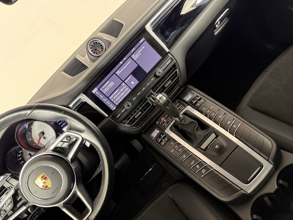 Used 2021 Porsche Macan S AWD/4WD image 32
