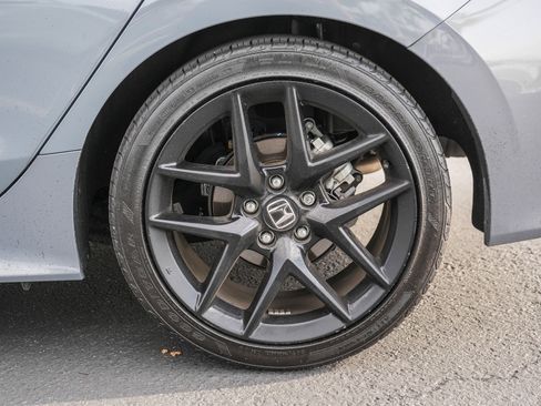 Certified 2025 Honda Civic Sport image 11