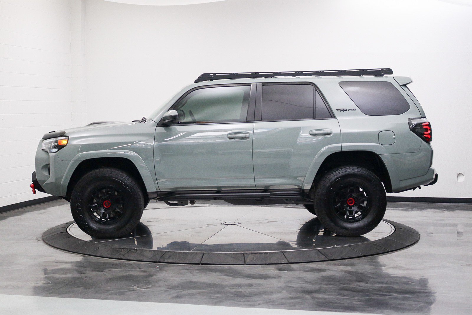 Used 2021 Toyota 4Runner TRD Pro AWD/4WD image 2