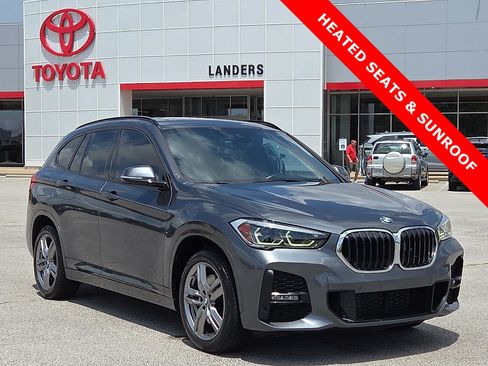 Used 2022 BMW X1 xDrive28i w/ M Sport Package AWD/4WD image 1