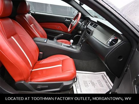 Used 2012 Ford Mustang GT Premium w/ Brembo Brake Pkg image 7