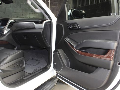 Used 2020 GMC Yukon SLT w/ Open Road Package image 34