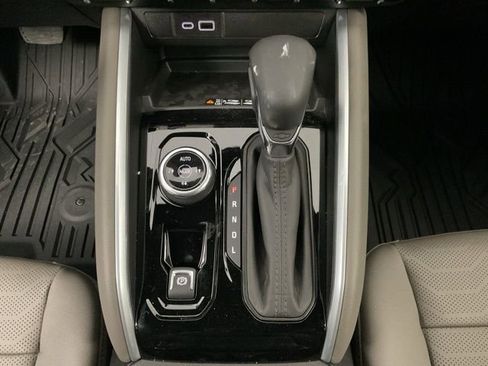 New 2026 Chevrolet Colorado ZR2 w/ Technology Package AWD/4WD image 18