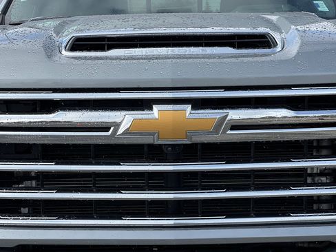 Used 2024 Chevrolet Silverado 3500 High Country w/ High Country Premium Package image 46