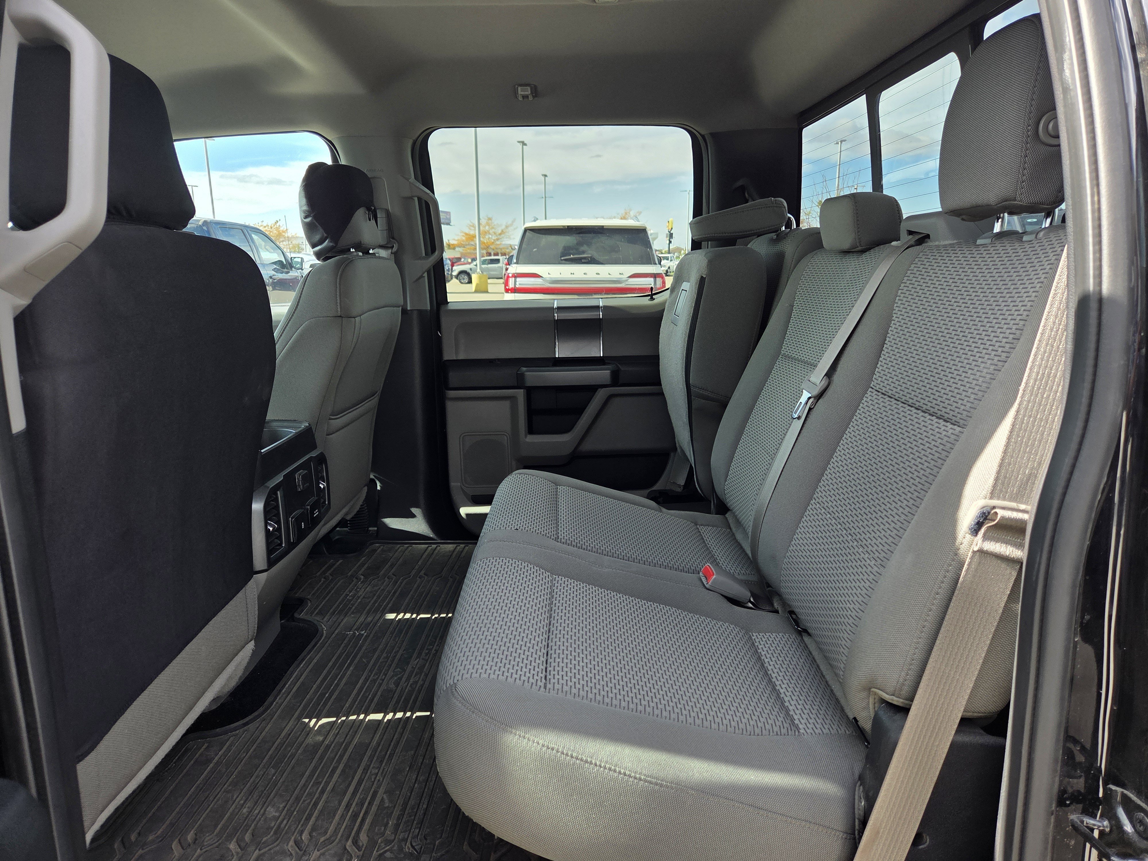 Used 2017 Ford F150 XLT w/ Equipment Group 302A Luxury AWD/4WD image 9