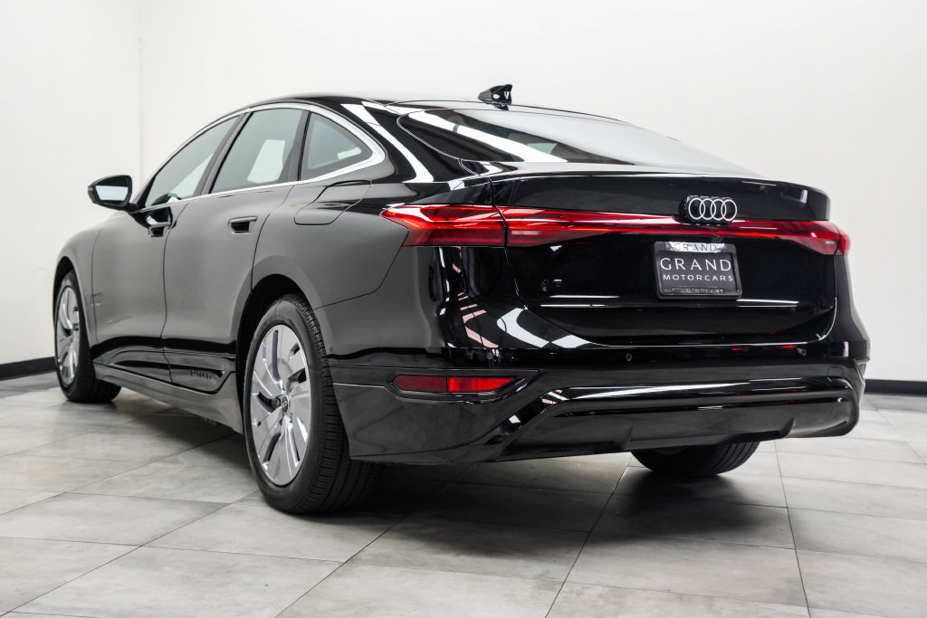 Used 2025 Audi A6 e-tron Premium w/ Ultra Package RWD image 12