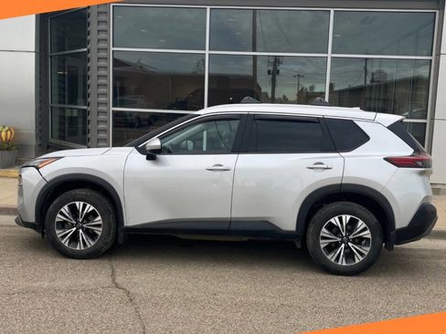 Used 2023 Nissan Rogue SV w/ SV Premium B Package image 1