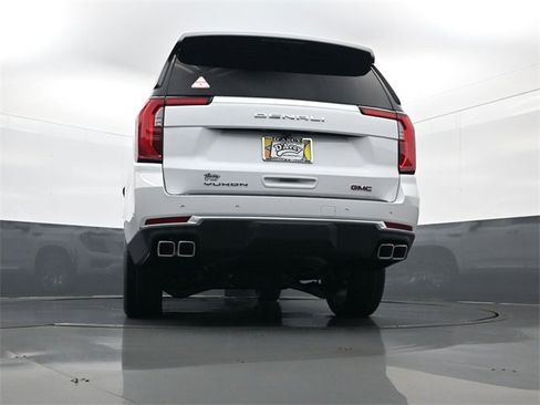 New 2026 GMC Yukon XL Denali image 28