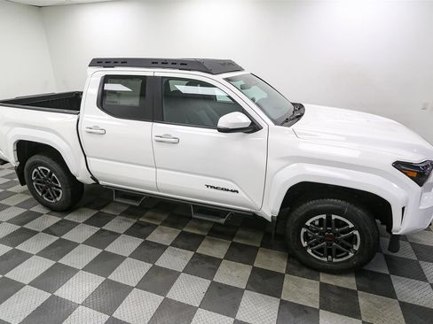 New 2026 Toyota Tacoma TRD Sport AWD/4WD image 5