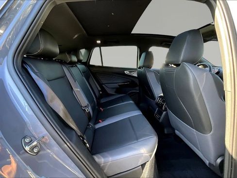 Used 2023 Volkswagen ID.4 Pro S image 24