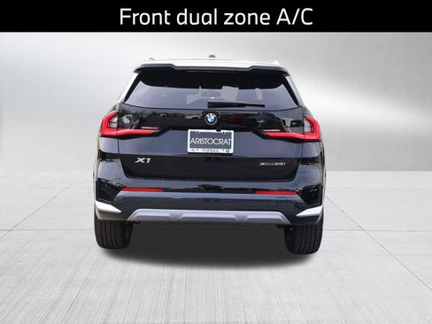 New 2026 BMW X1 xDrive28i w/ Technology Package image 8