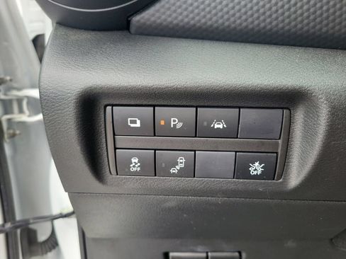 Used 2024 Nissan Kicks S FWD image 21
