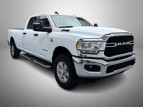 Used 2024 RAM 2500 Big Horn image 3